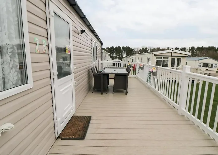 Flower Pot Retreat אתר קמפינג סקארבורו